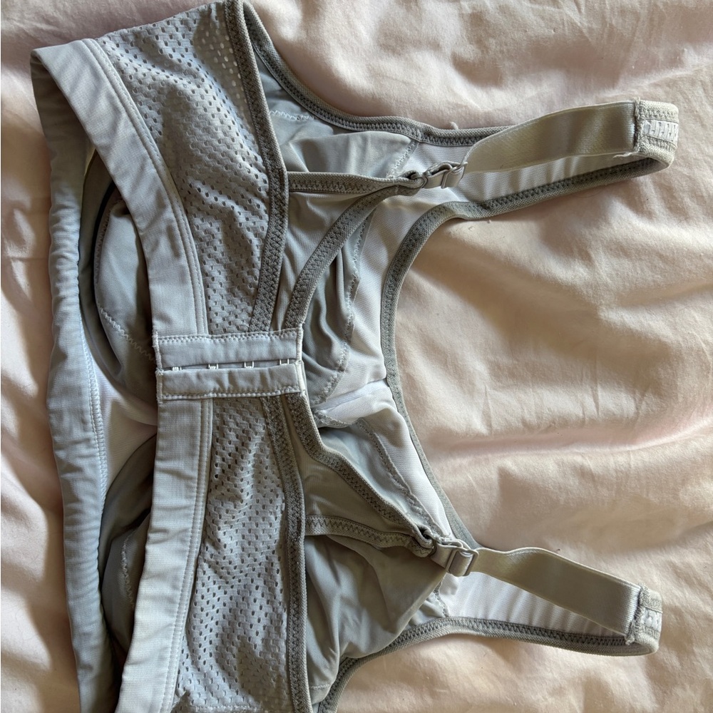 Glamorise Light Gray Support Bra